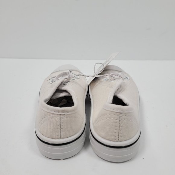 Hildie & Jo Dyeable Kid's White Canvas Shoes US Size 9/10 NWT - Picture 4 of 9
